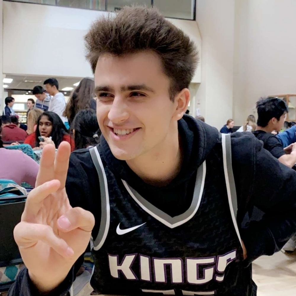 Meet your Posher, Daniel